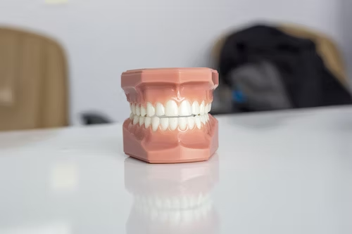 The Effects of Mouth Larvae on Humans: An Uncommon yet Upsetting Experience 1 Larvae