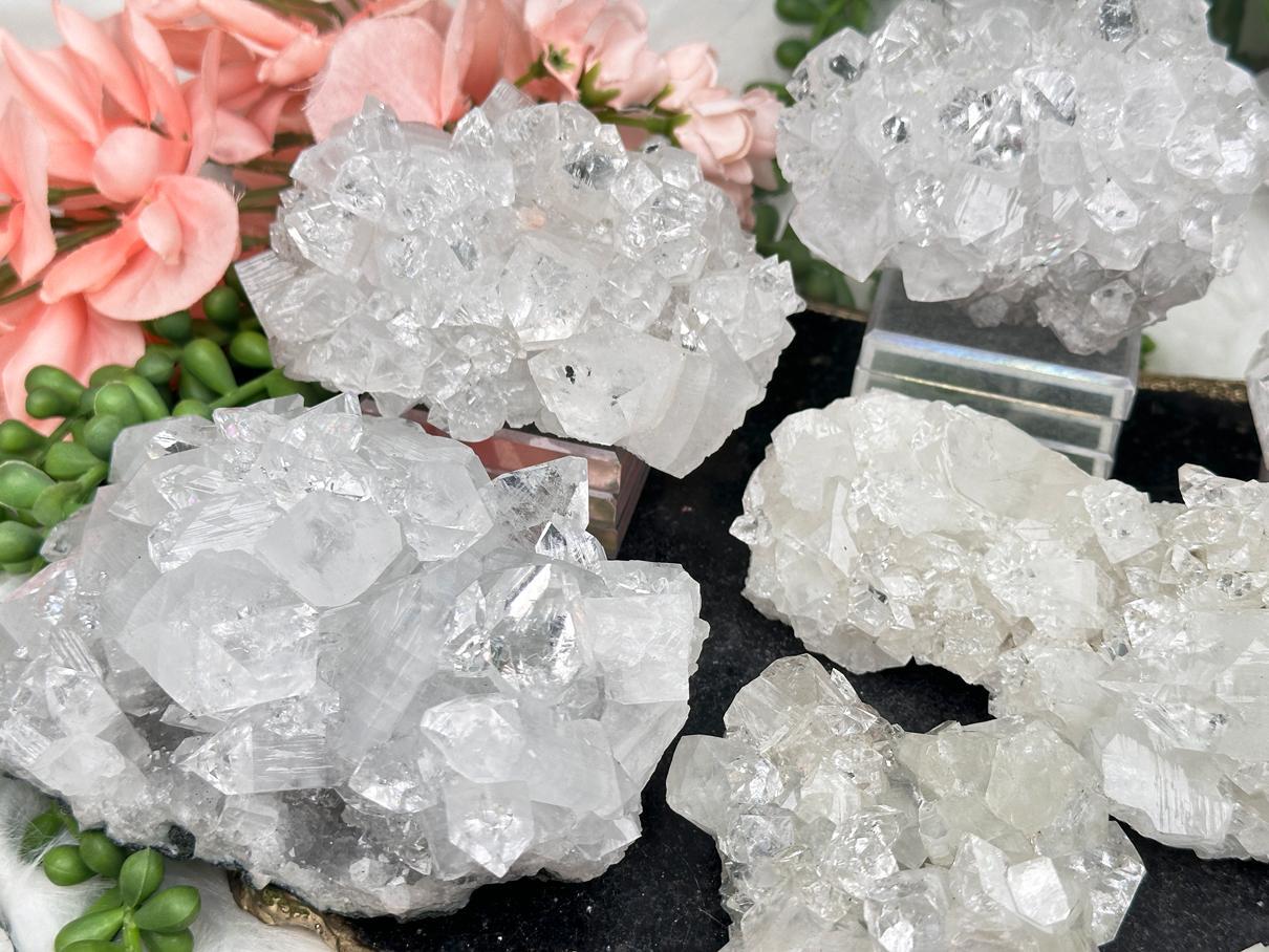 Apophyllite Unveiled: Crystalline Radiance and Spiritua...