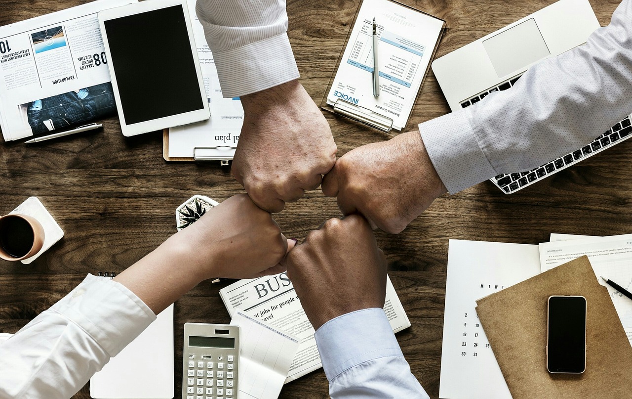 Crafting a Compelling College Essay for a Marketing Top...