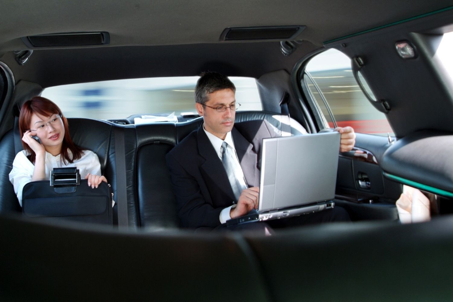 JFK to Connecticut: Luxury Rides for a Memorable Journey 1