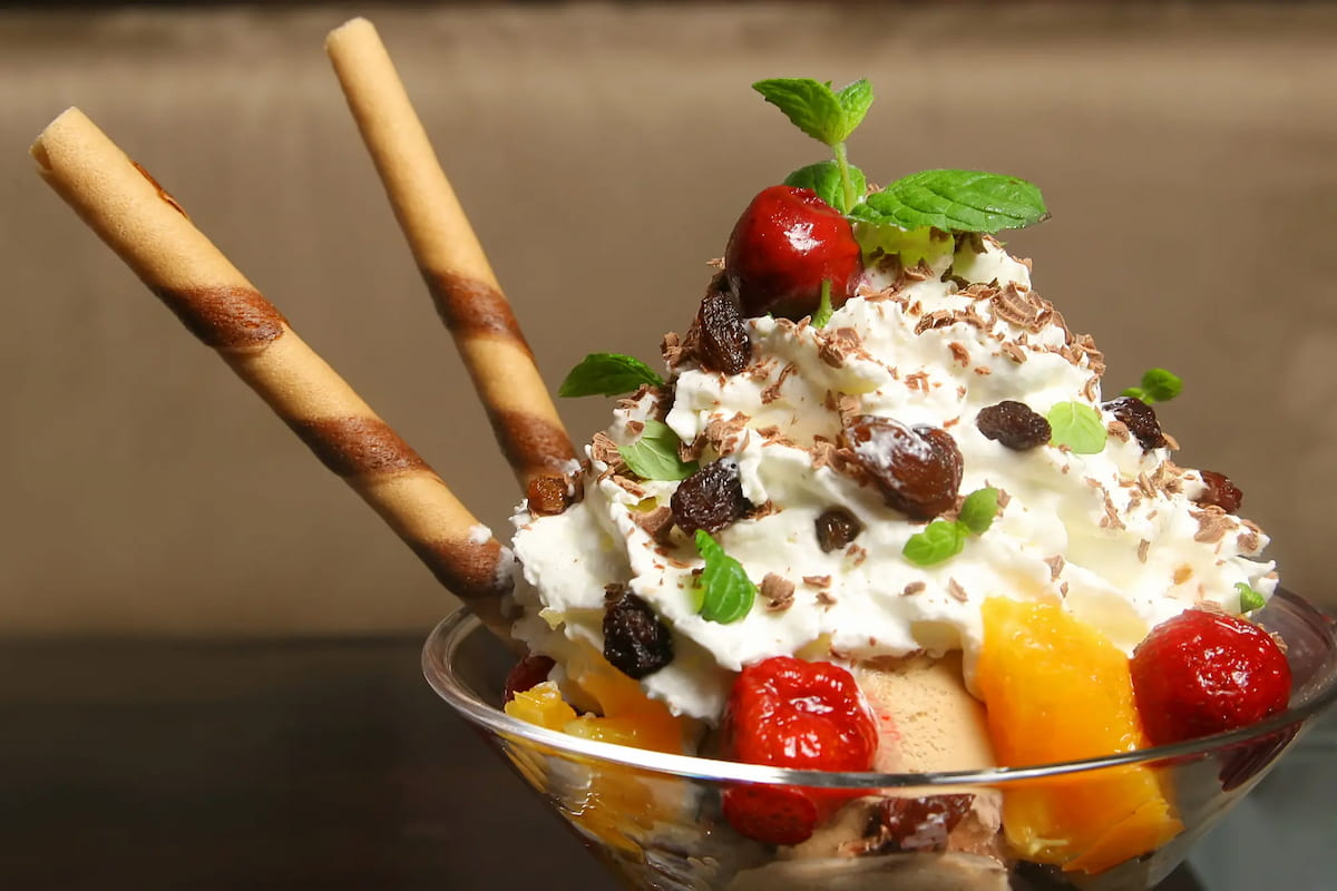 5 Most Popular Ice Cream Sundae Toppings Ideas