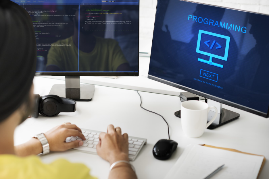 What Skills Should Full Stack Developers Learn to Stay Relevant in the AI Era? 1